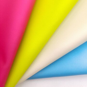 现货供应1000d古治皮膜防水牛津布环保耐刮耐寒箱包帐篷户外面料