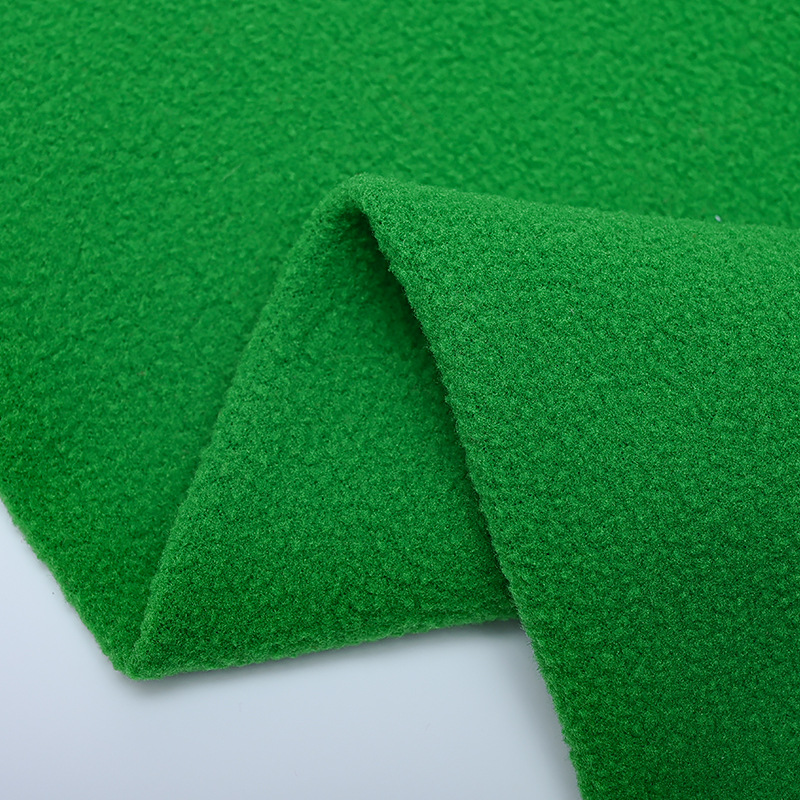 96f/144f单面提花摇粒绒布料短纤摇粒绒涤纶摇粒绒布料抽条摇粒绒