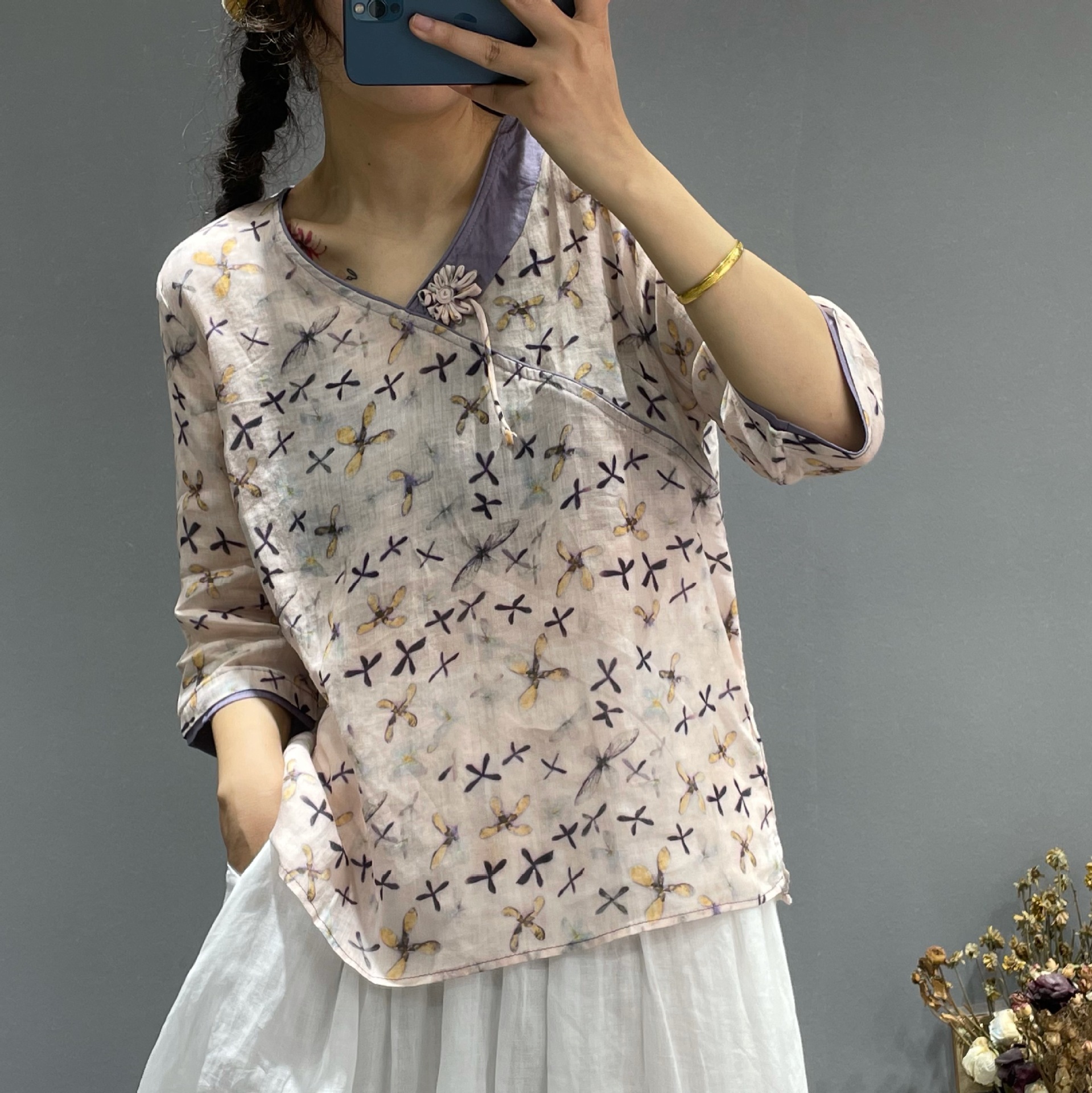 文艺v领印花苎麻上衣夏季五分袖棉麻小衫原创女装复古宽松茶服