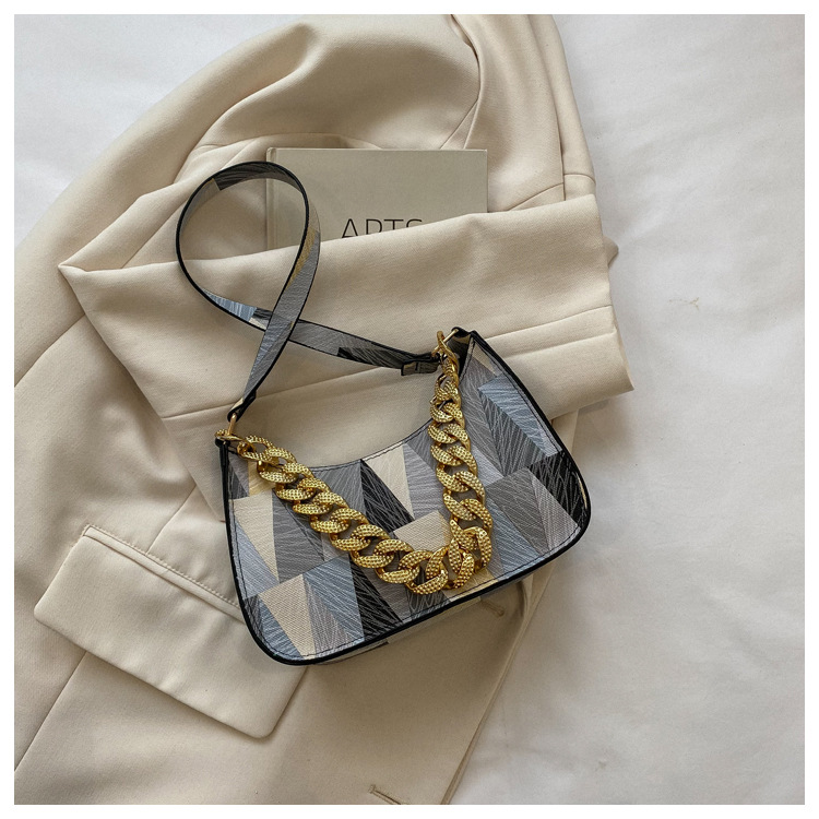 2023 New Fashion Underarm High-Grade Shoulder Bag Trendy Western Style Women's Bag Simple Temperamental All-Match Bag Wholesale