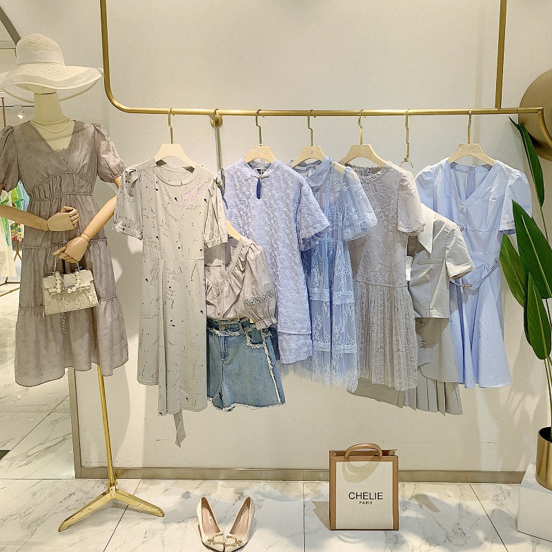 朗斯莉23夏品牌折扣女装批发 抖音直播女装带货 专柜正品尾货撤