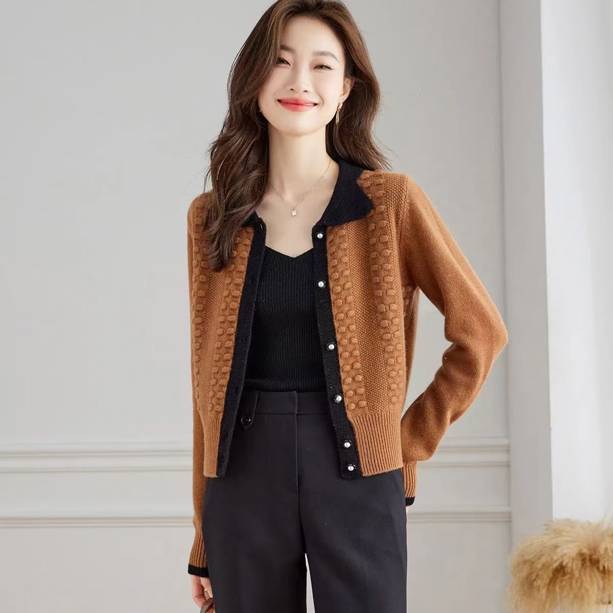 【羊绒世家】翻领羊毛开衫外套女中年妈妈气质针织衫外搭毛衣短款