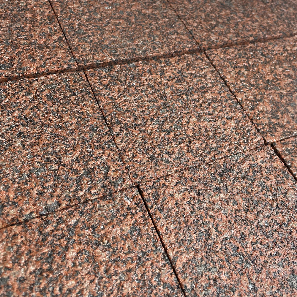 贵妃红石材厂家 花岗岩园林地铺外墙干挂板 贵妃红荔枝火烧喷砂面