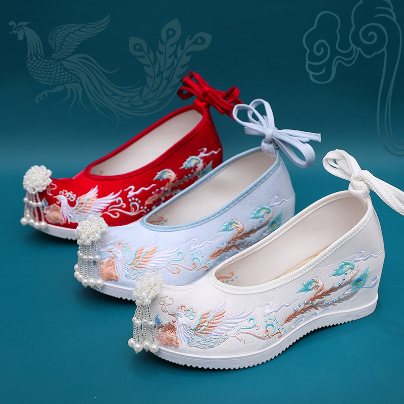 汉虞葵汉服女鞋平底鞋中式秀禾婚鞋红色绣花鞋内增高低跟古风翘头鞋单