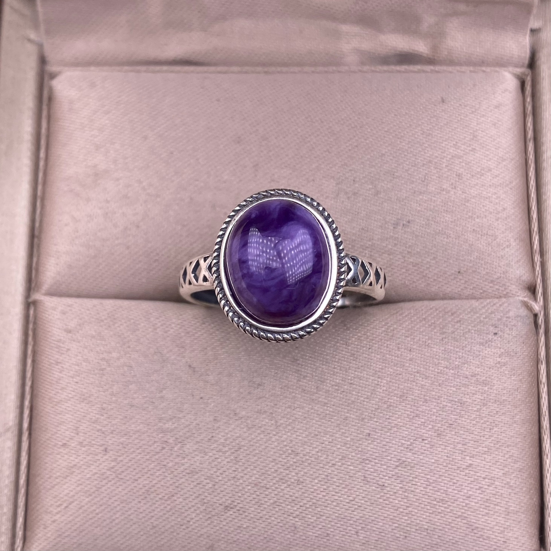 紫龙晶戒指s925银镶嵌复古银饰精致通勤简约女款水晶手饰品时尚ol