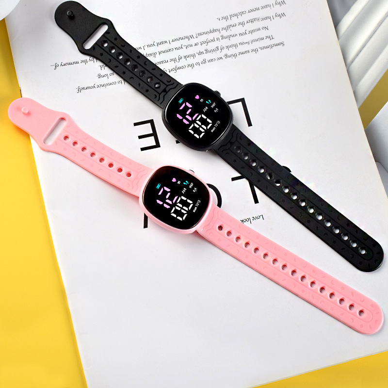 New Korean Style Internet Celebrity Same LED Watch Fashion Numbers Watch Creative All-Match Male and Female Student Electronic Watch