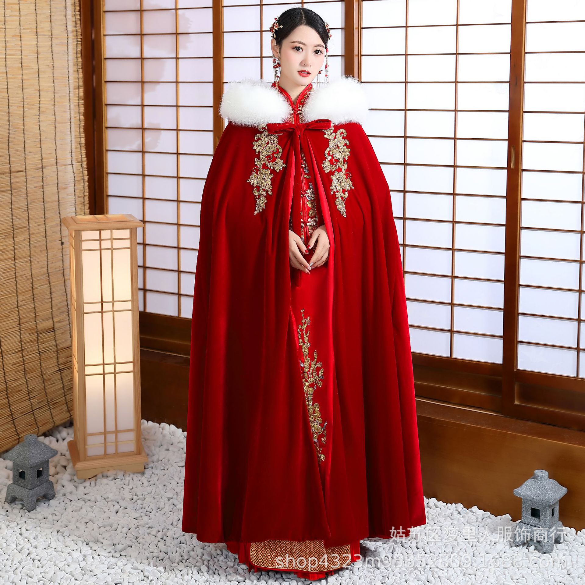 秀禾古风汉服古装女披风冬款国风斗篷红色中式婚礼新娘披肩冬保暖