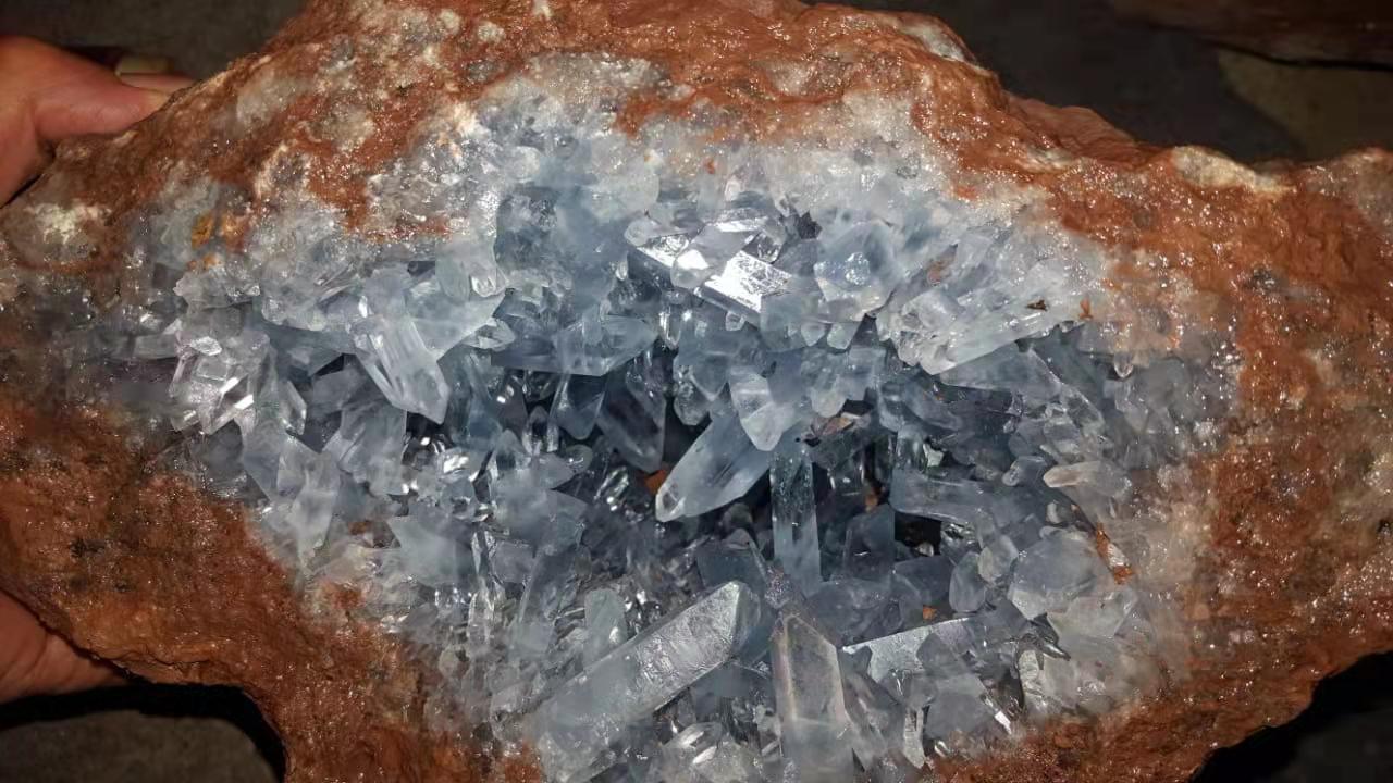 天然水晶原石 水晶洞 摆件观赏石