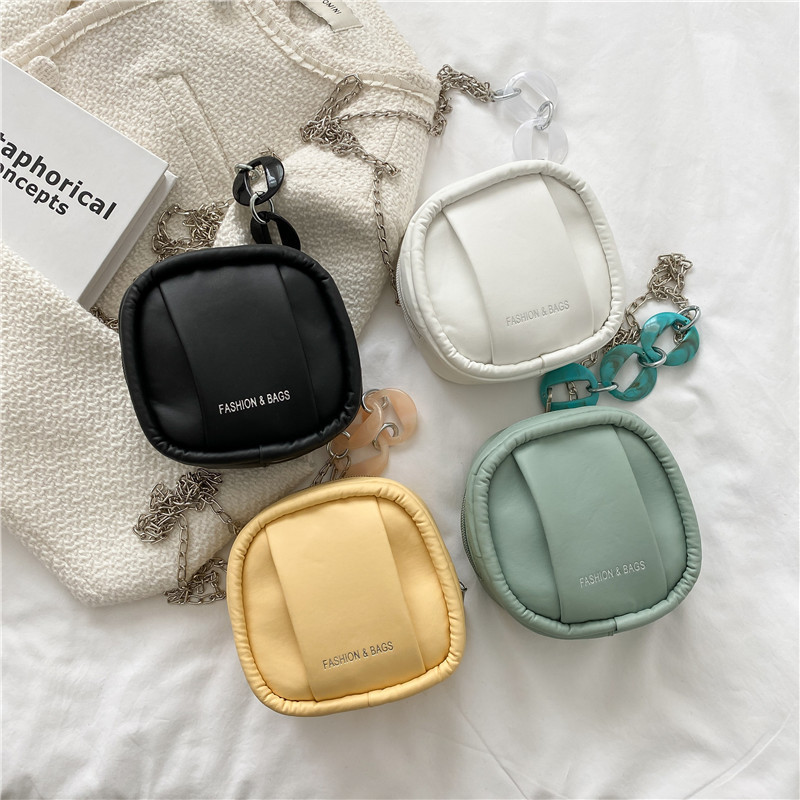 2021 Korean Style Fashionable All-Matching Western Style Mini Lipstick Pack Coin Purse New Type Good Texture Acrylic Chain Small round Bag New