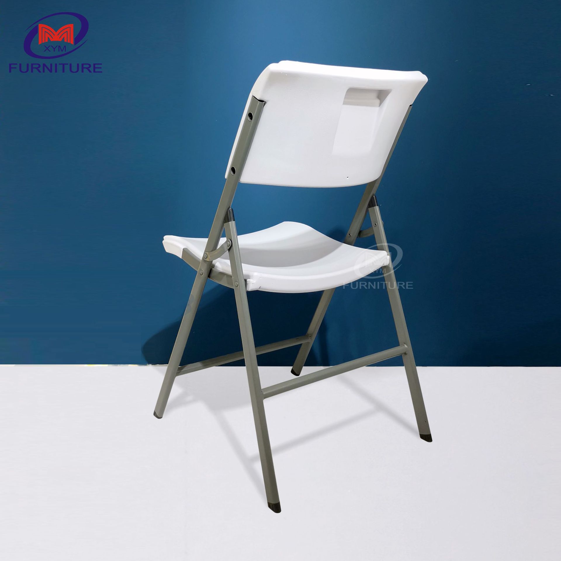 厂家直供餐椅子 培训会议厅吹塑办公椅 户外野餐便携式塑料折叠椅