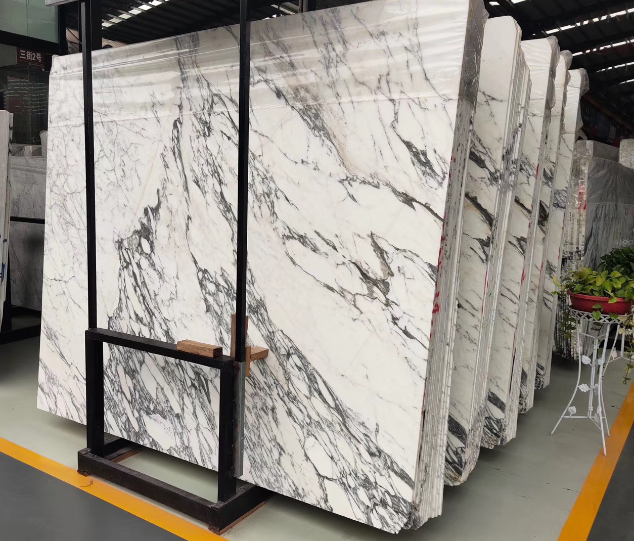 天然大理石板意大利白地板大花白色窗台石背景墙过门石台面楼梯