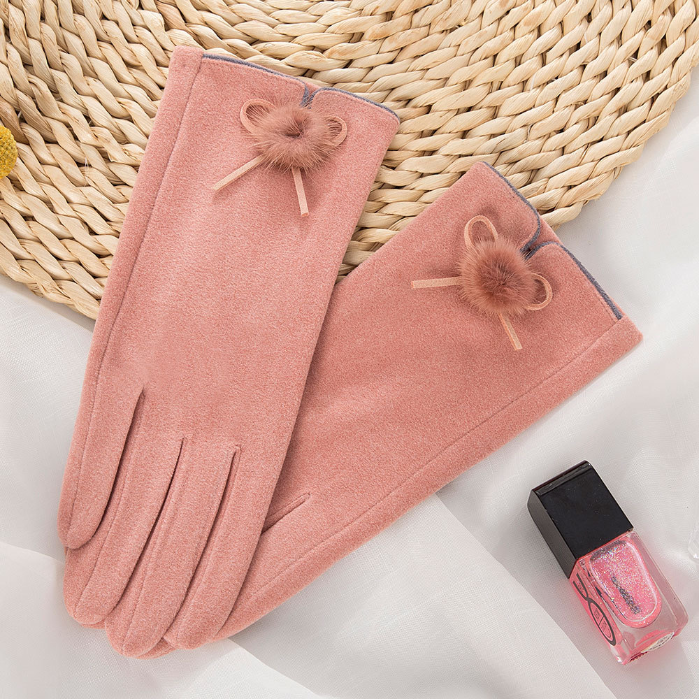时尚保暖女士德绒可爱毛球开车触屏手套秋冬户外骑车防寒保暖手套