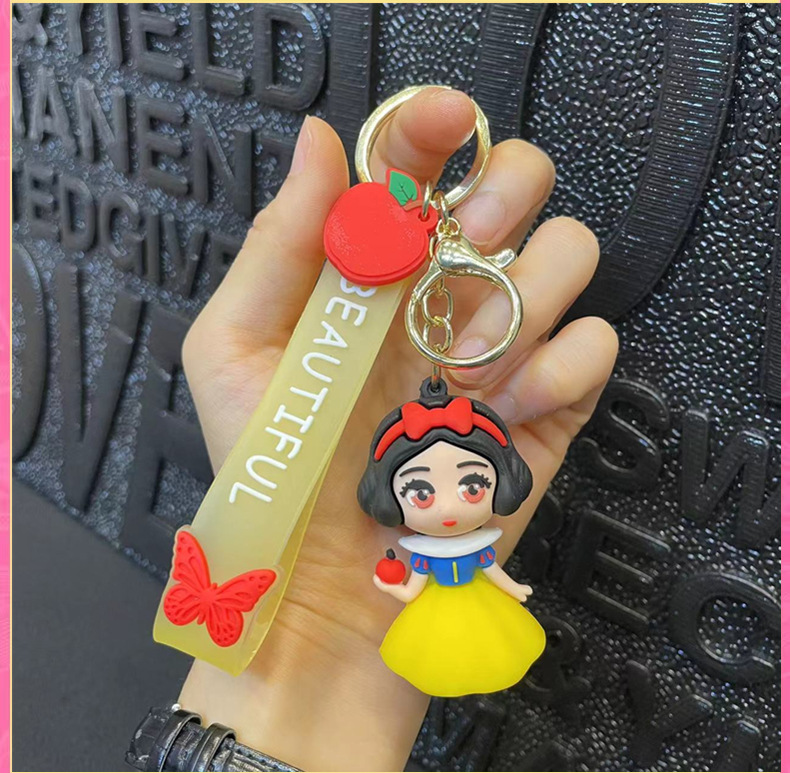 New Cartoon Dream Princess Doll Keychain Creative Female Fashion Car Key Chain Handbag Pendant Wholesale