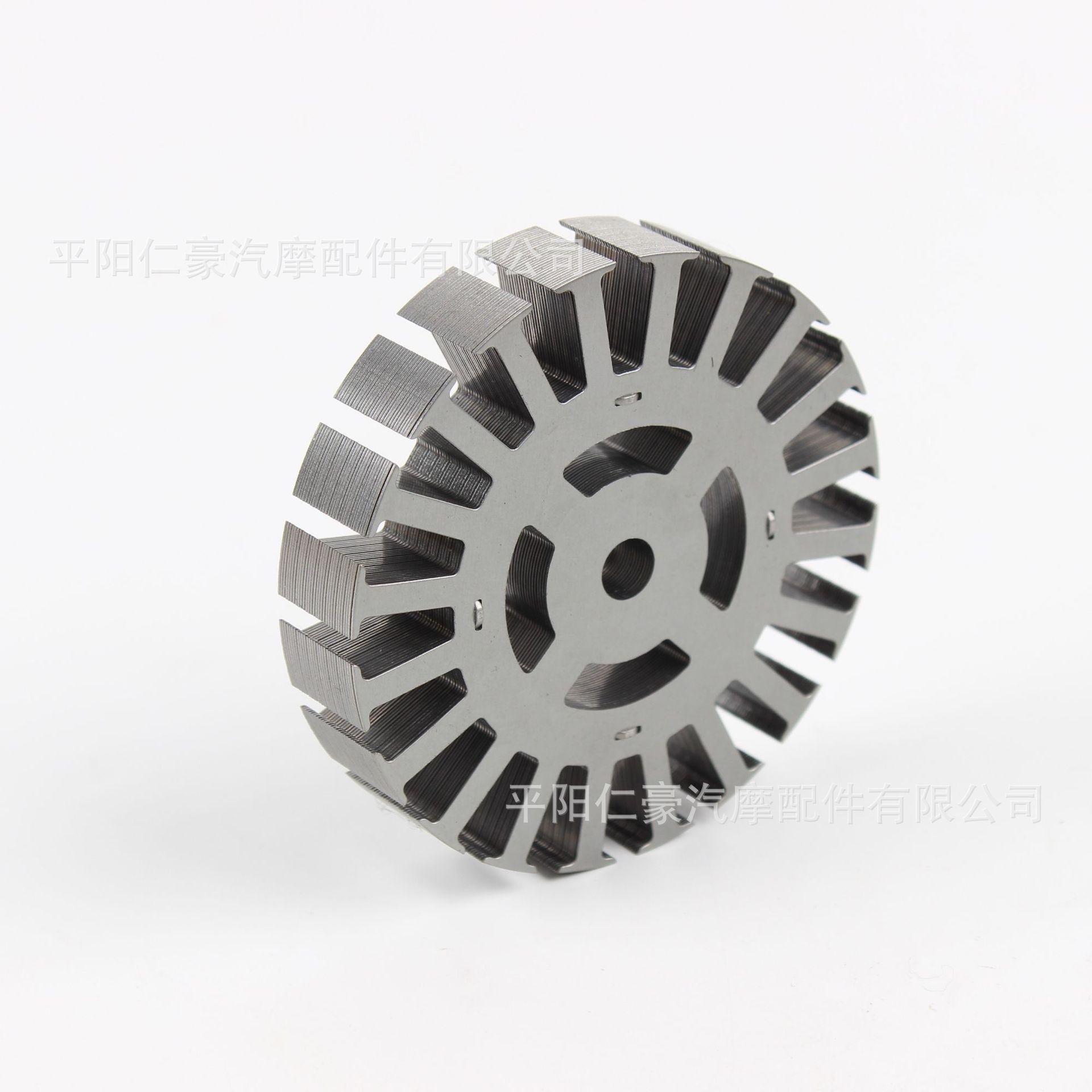 矽钢片暖风扇通用电机转子直径81.2内孔8,中间叠片可以减少