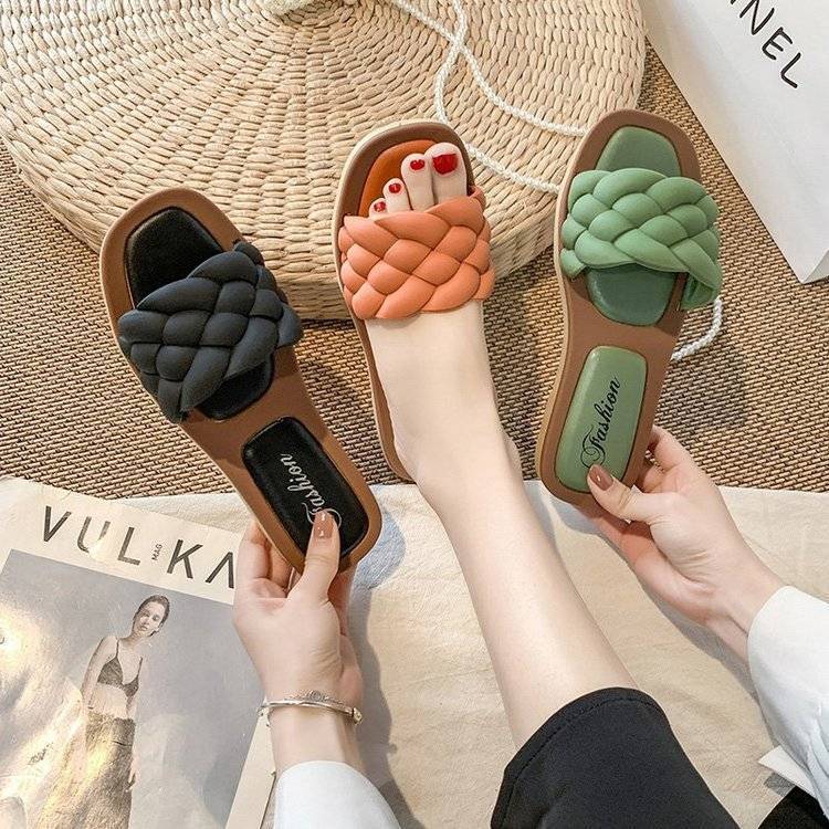 Summer Flat Slippers for Women Outdoor Non-Slip Fashion All-Match Women's Shoes Thick Bottom Beach Outdoor Sandals for Women Wholesale