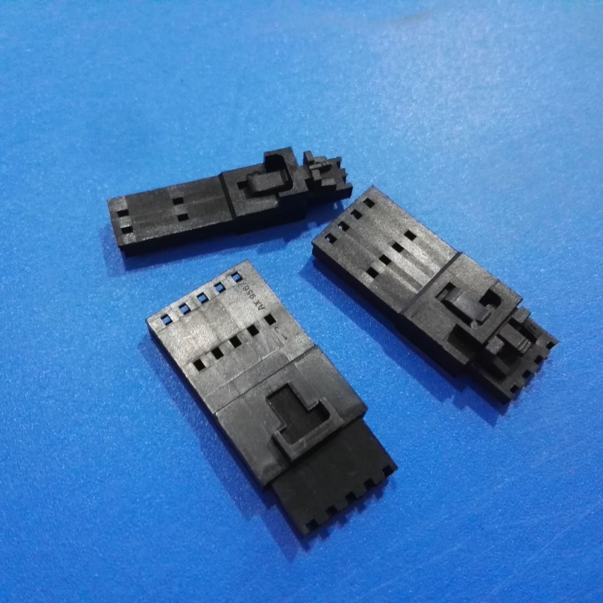 MX2.54杜邦带锁母胶壳 A2547HM-2P 5P HOUSING 2.54黑色连接器