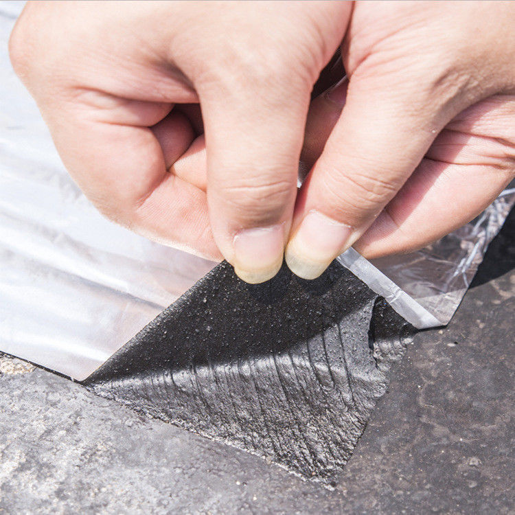 自粘防水卷材房屋楼顶防水材料沥青油毡防水贴彩钢瓦防漏材料