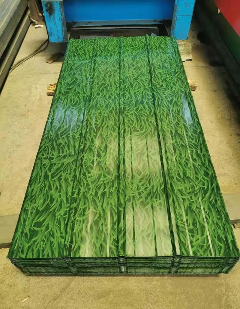 厂家直销85型小草花色彩钢瓦围挡隔墙活动房钢棚印花顶瓦多色可选