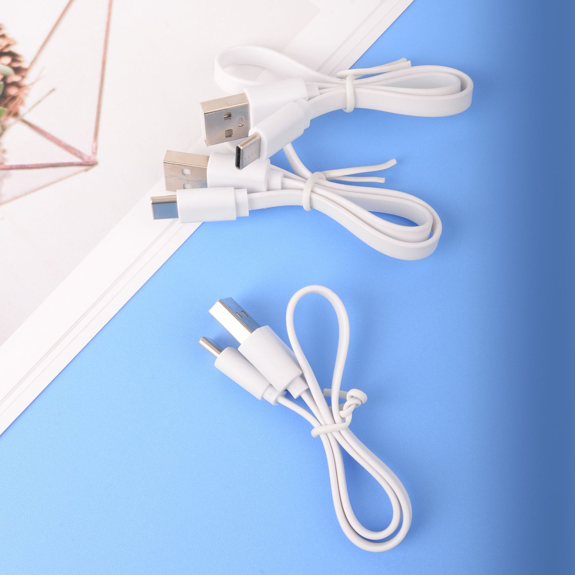 厂家批发5v2a移动电源充电扁线适用于华为接口type-c面条数据线