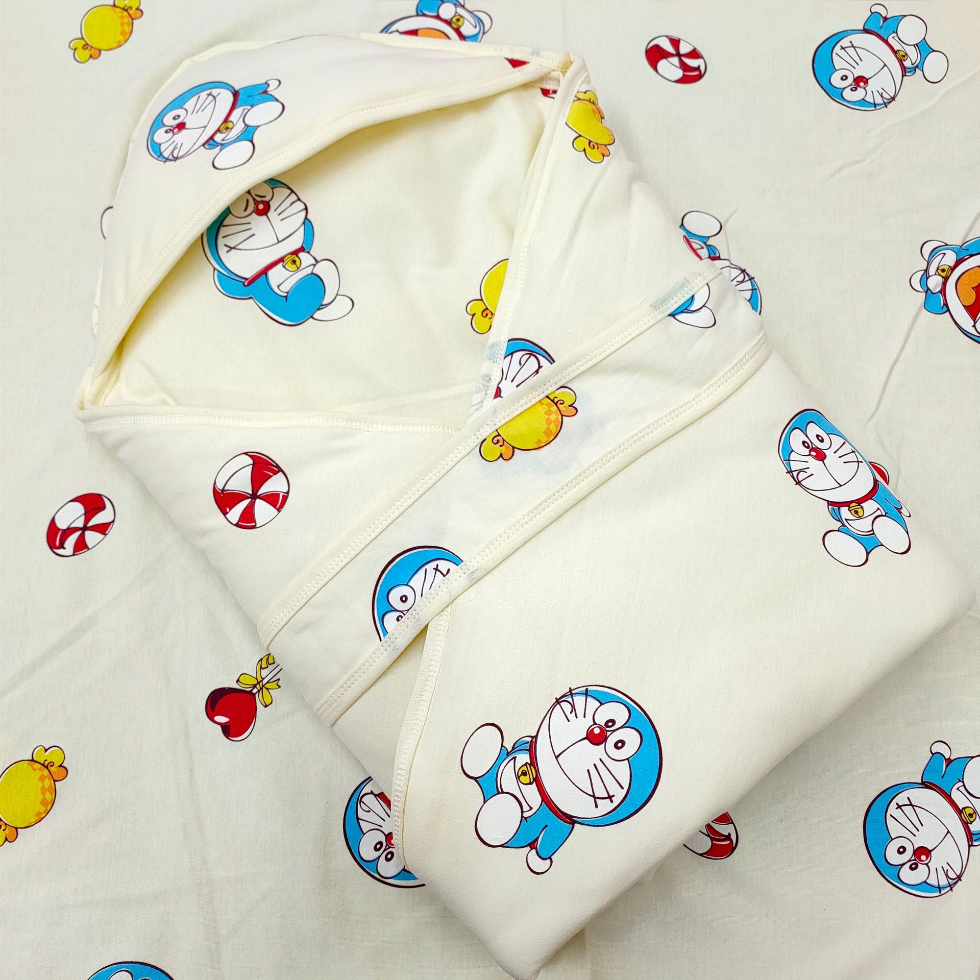 新生儿纯棉抱被宝宝产房包被哆啦a梦正品婴幼儿襁褓产房包巾包单