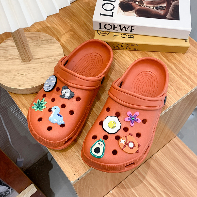 Soft-Soled Nurse Hole Shoes Women's Fashionable Cute Cartoon Sandals Summer Outerwear Non-Slip Platform Beach Shoes