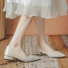 品牌夏季软底尖头水钻单鞋女2024新款百搭优雅粗跟舒适一脚蹬女鞋