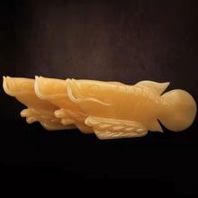 厂家大量批发米黄玉玉石工艺品家居摆件手工雕刻金龙鱼