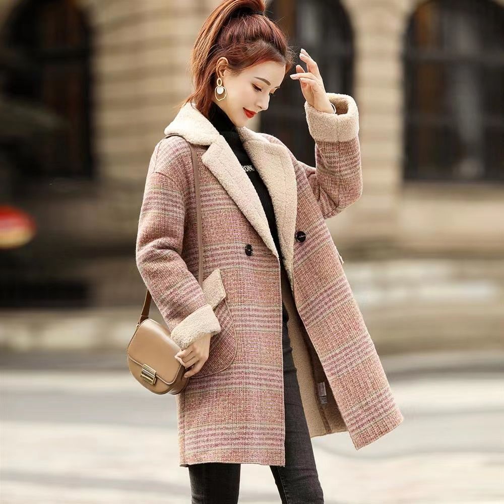 黑色呢大衣女图片