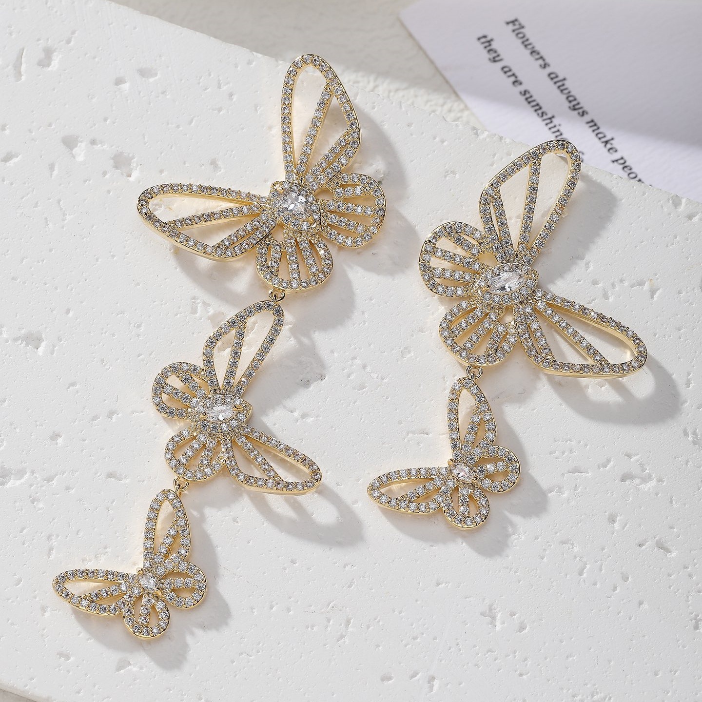 时尚灵动微镶镂空蝴蝶耳环小众轻奢个性不对称耳饰潮流新中式首饰