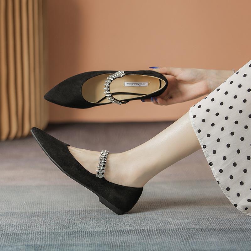 尖头春百搭平底软绒面鞋淑女生上班礼仪穿女鞋烫钻粗跟玛丽珍鞋