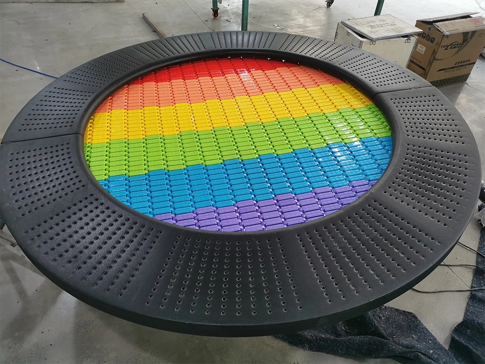 户外公园景区幼儿园健身地面埋地蹦蹦床圆异长方多边形儿童跳跳床