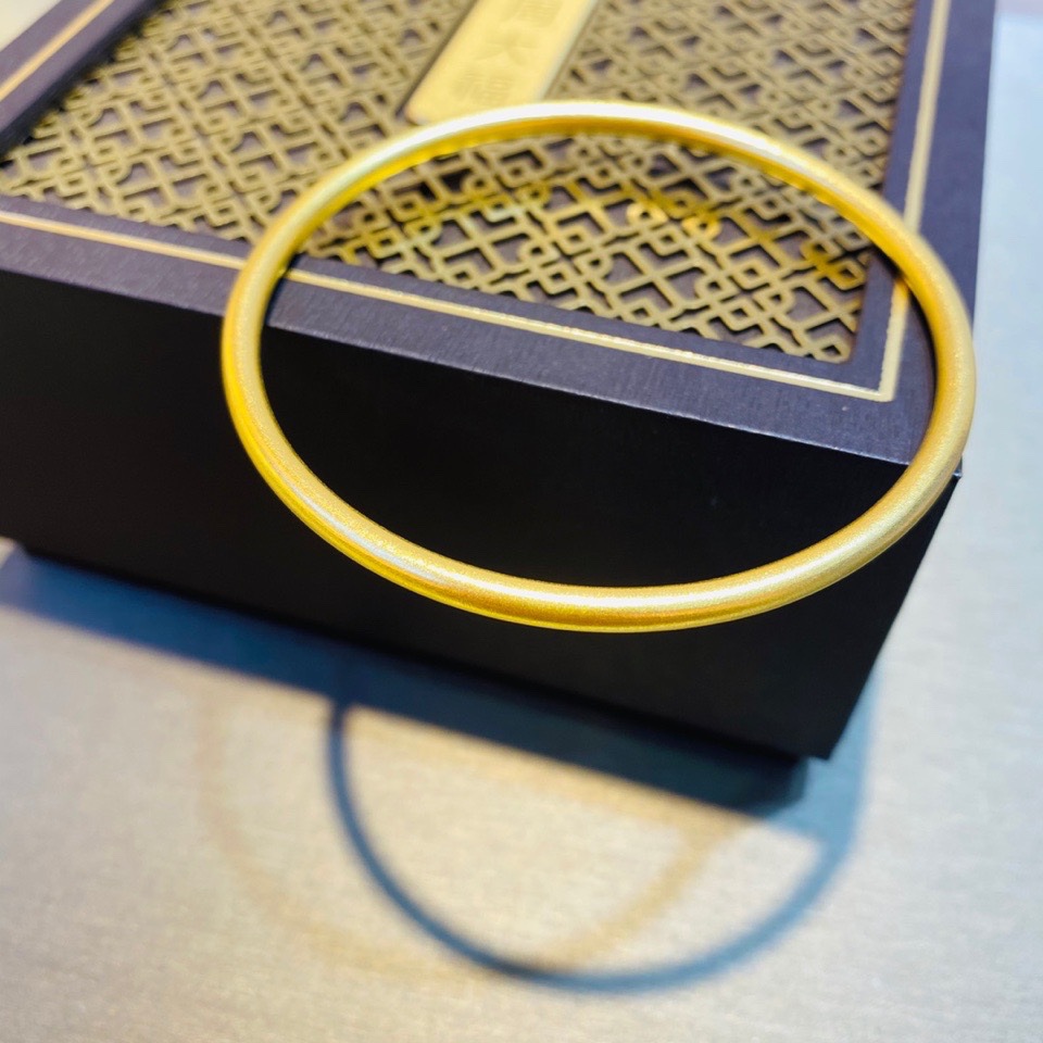 黄金古法传承手镯足金999纯金时尚新款素圈金镯子磨砂款厂家直销