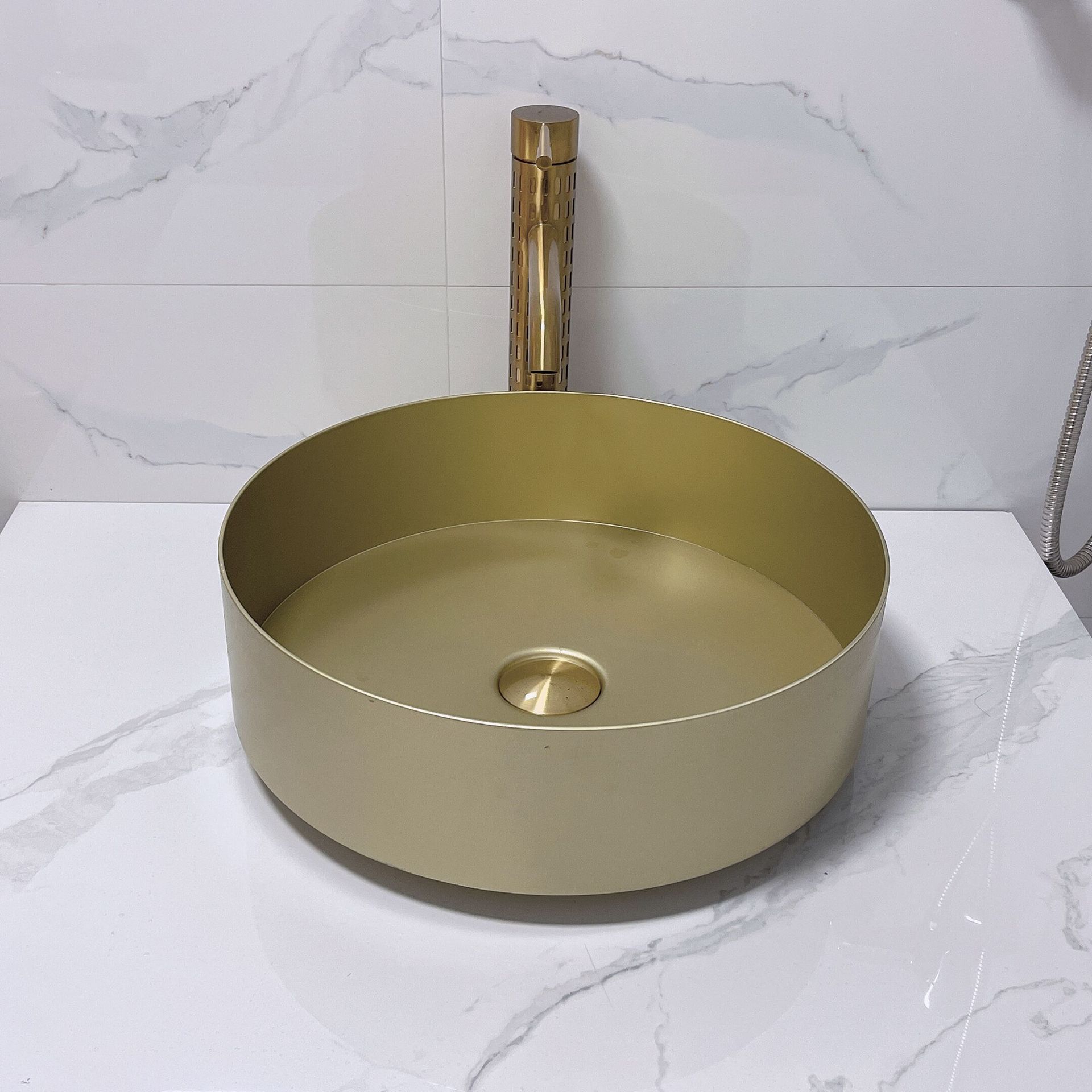 沧勒品牌圆形台上盆北欧不锈钢洗手盆洗脸盆卫生间洗面盆艺术盆