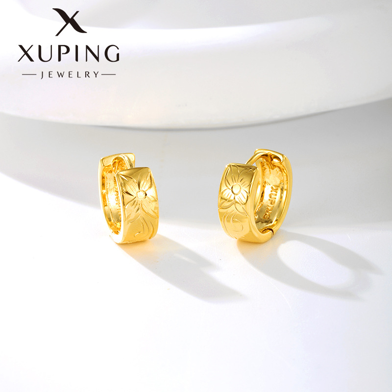 xuping jewelry plated 24k gold carven design metal alloy earrings high-grade earrings simple wide face simple bracelet earclip earrings
