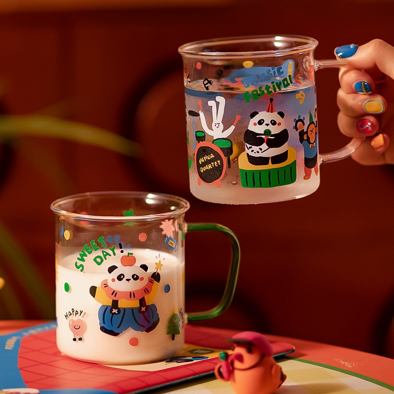 熊猫玻璃马克杯耐高温大容量可爱家用带把手牛奶水杯子