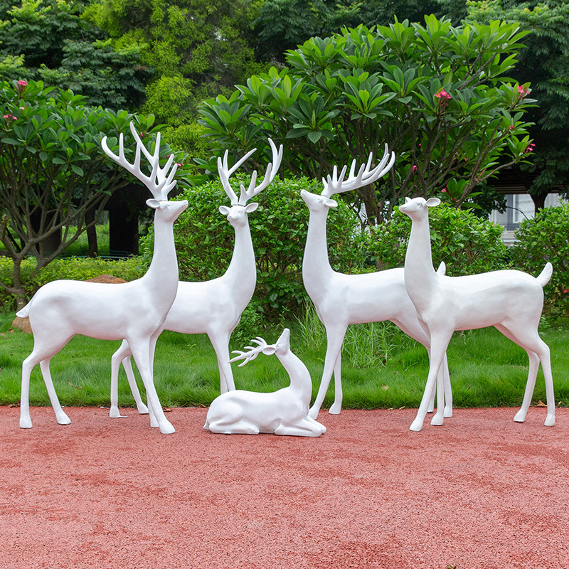 户外玻璃钢仿真白鹿动物雕塑园林景观摆件婚庆麋鹿美陈梅花鹿装饰