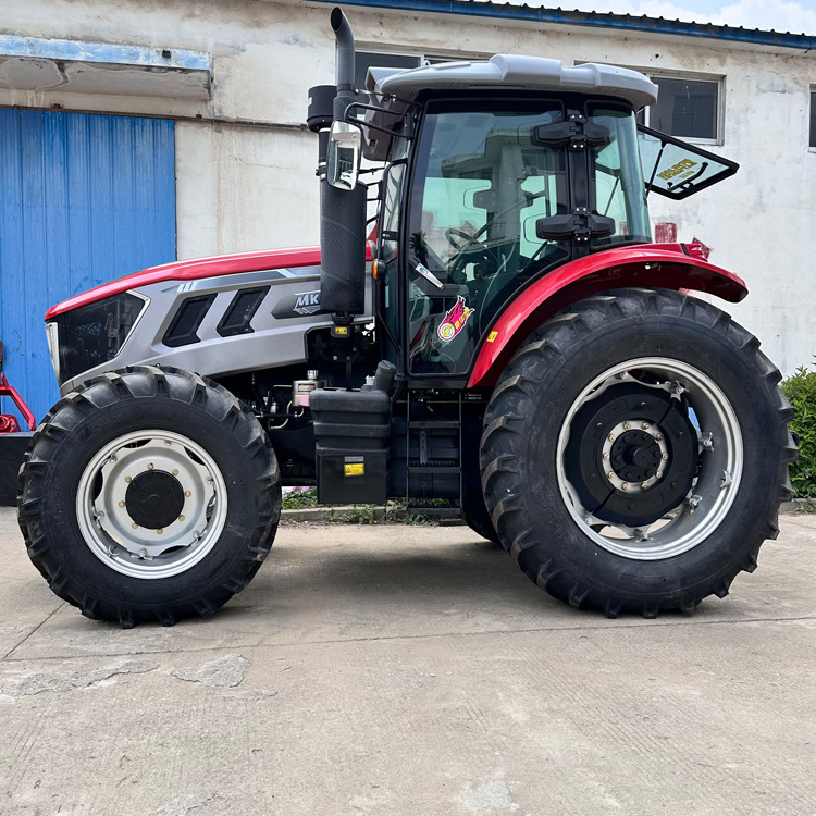 大马力拖拉机旋耕机 四驱120马力四轮拖拉机 农用四轮四驱拖拉机
