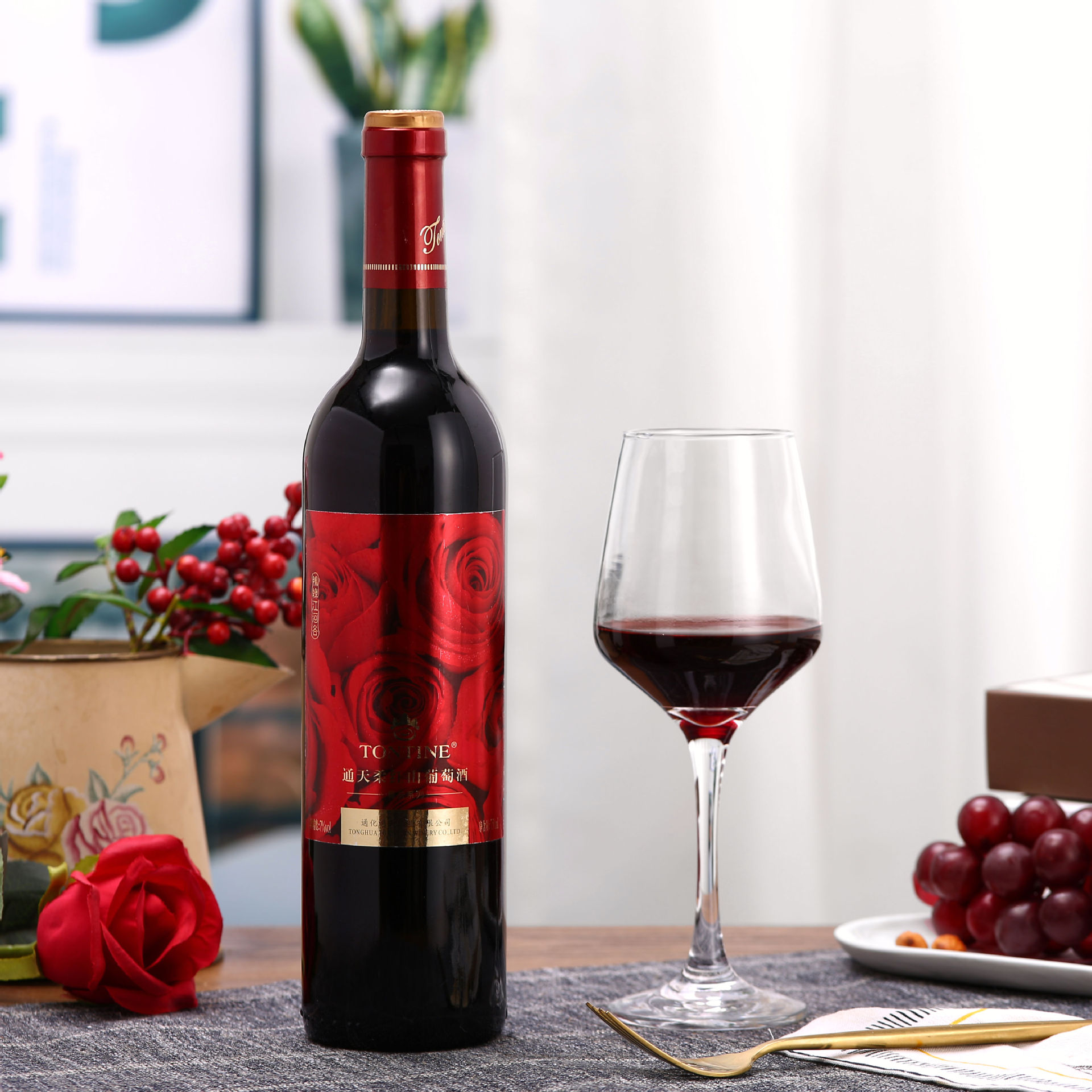 通天柔红山葡萄酒