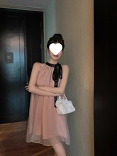 2024春季新款 新款韩版系带挂脖无袖网纱高级感连衣裙女文艺复古