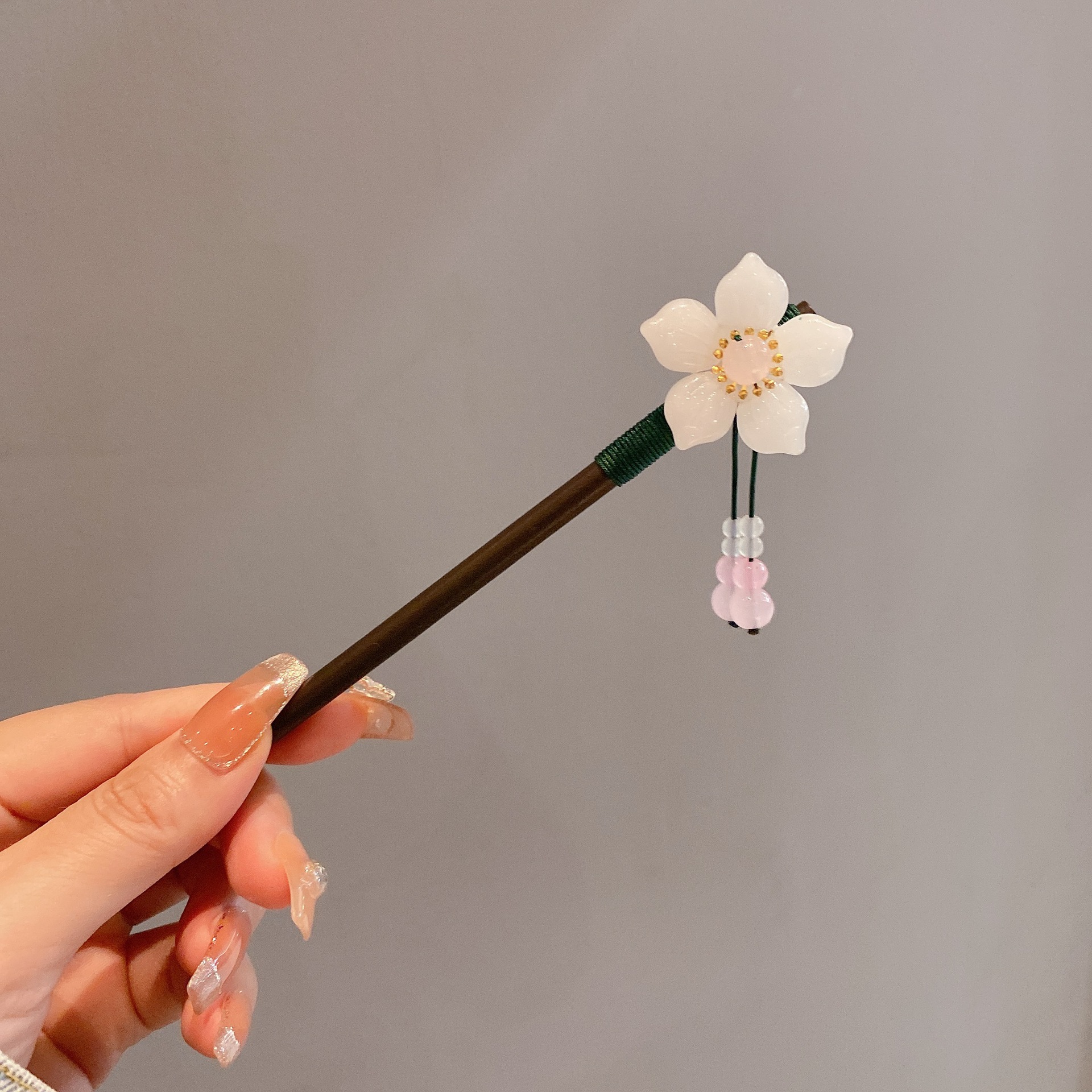 Ancient Style Hairpin Women's Wooden Chopsticks Tassel Step Shake High Sense New Chinese Style Hair Curler Simple Modern Sandalwood Chopsticks