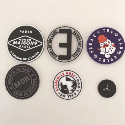 工厂直供pvc硅胶标签胸章袖章印logo图案包满意可定制标牌tpu出货