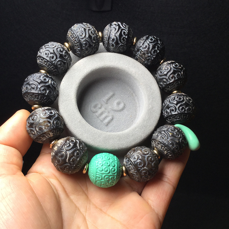 黑牛角回纹珠手串配菱镁矿松石 心形回纹男款手链一件代发