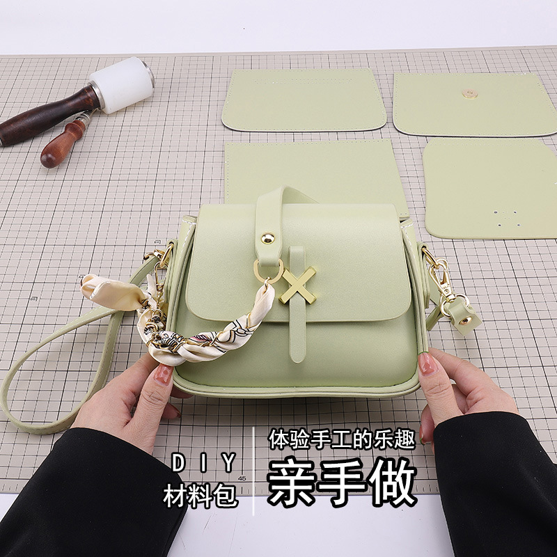 Women's Bag 2022 Fashion Silk Scarf Chain Shoulder Small Square Bag Western Style Messenger Bag DIY Material Bag Handmade Bag