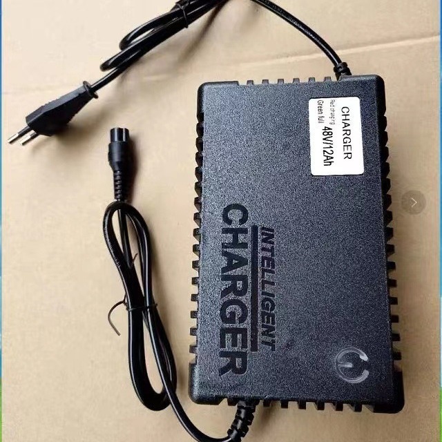 电动车48v36v24v充电器电动代步车专用充电器老年代步三轮车充电