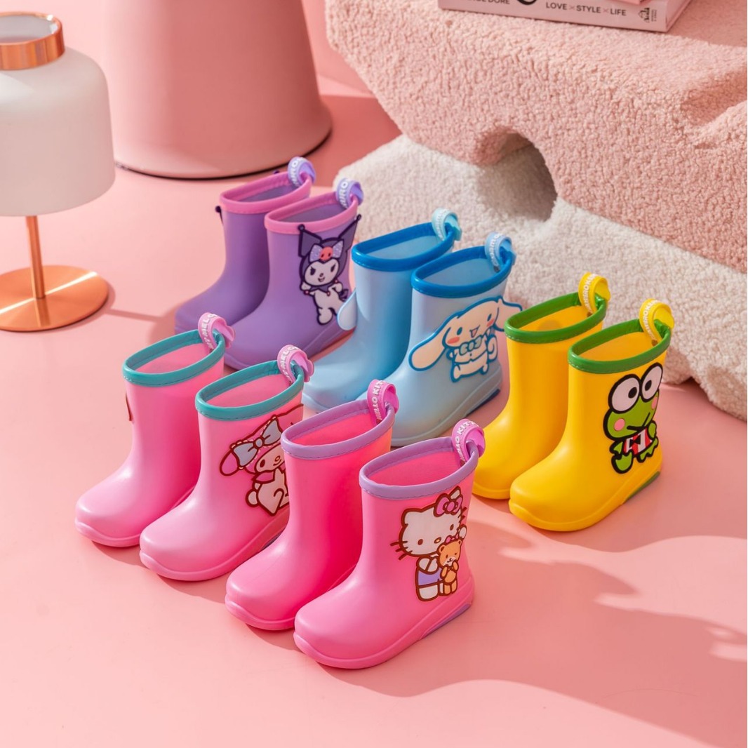 儿童雨鞋6-12岁三丽鸥男童女童水鞋卡通防水鞋套橡胶靴宝宝雨鞋靴