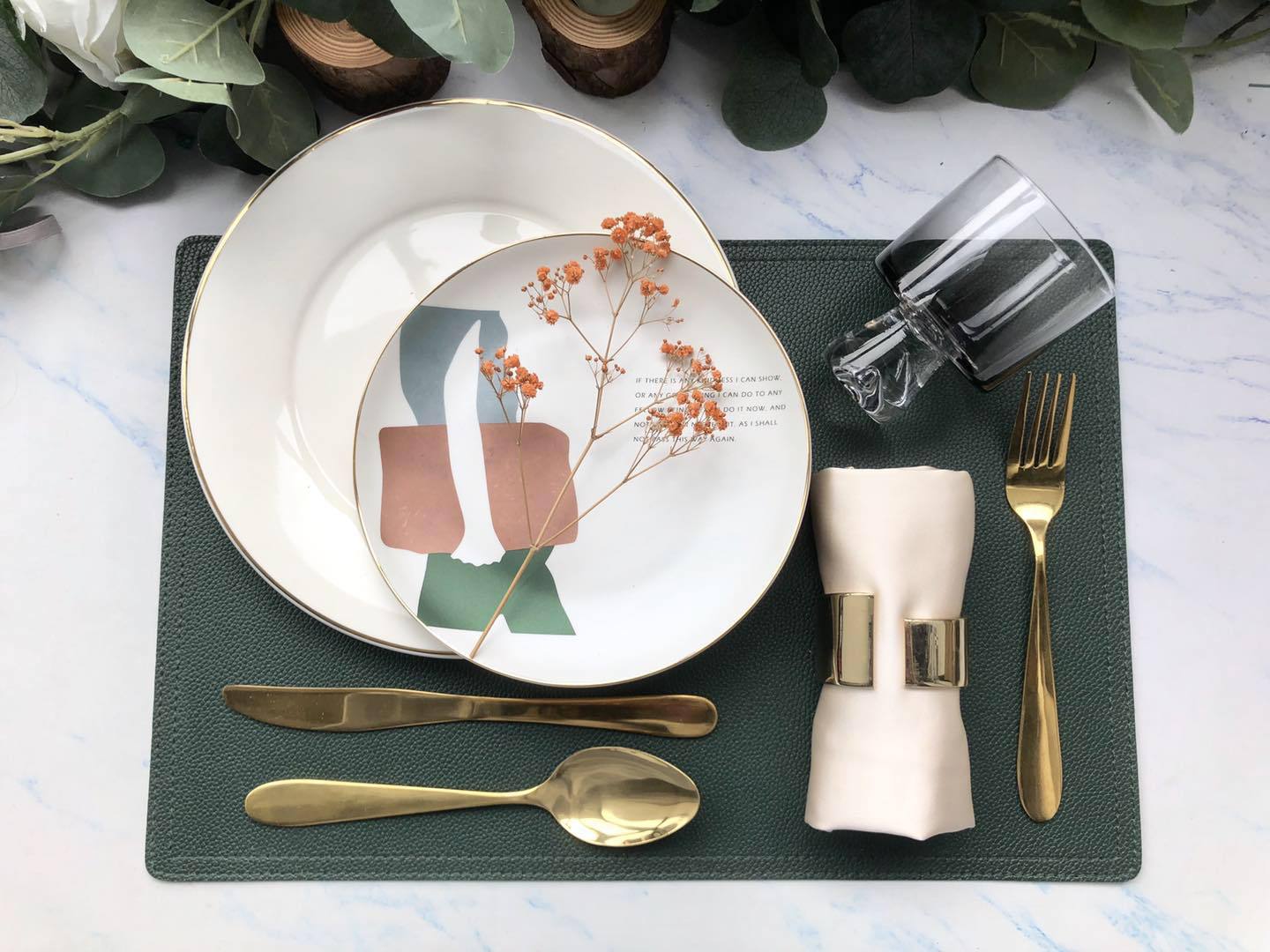 厨柜餐盘样板房间餐具现代简约艺术餐厅软装摆台设计师软装套装