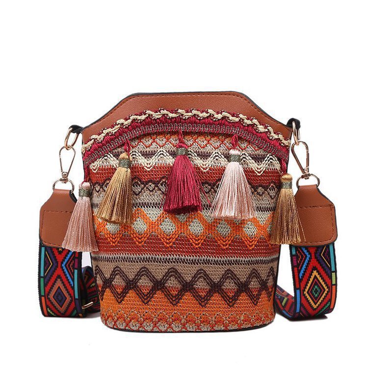 Ethnic Style Small Bag Female 2021 New Fashion Messenger Bag Wide Shoulder with Net Red Envelope Fashion Shoulder Bucket Bag