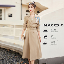 现货2023秋季女装新款韩版刺绣花朵长款外套女式风衣 HF2382