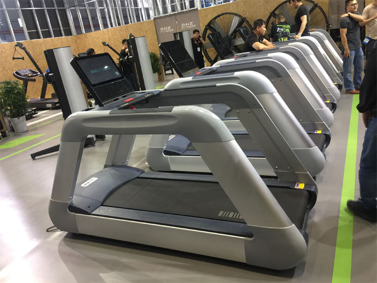dhz大胡子8900跑步机大功率加宽减肥瘦身运动器材健身房专业商用