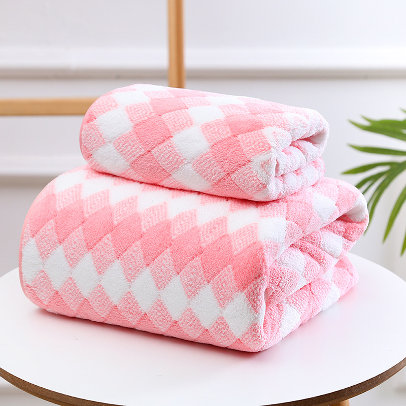 Warp Knitted Coral Velvet Three-Color Plaid Towels Gift Covers Household Warm Fleece Soft Absorbent Beach Towel